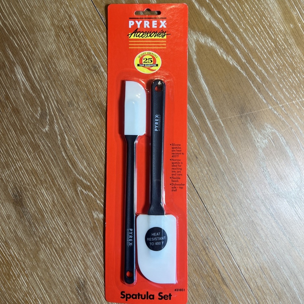 Vintage‎ Pyrex Accessories Silicone Spatula Set #31031 NOS 2001